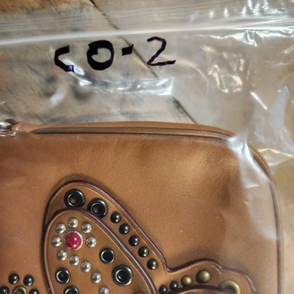 Coach 19 Wristlet Tan Leather Butterfly Applique Studded Bag F59076 - Picture 11 of 11